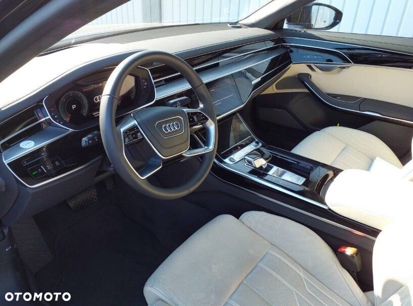 Audi A8 - 3