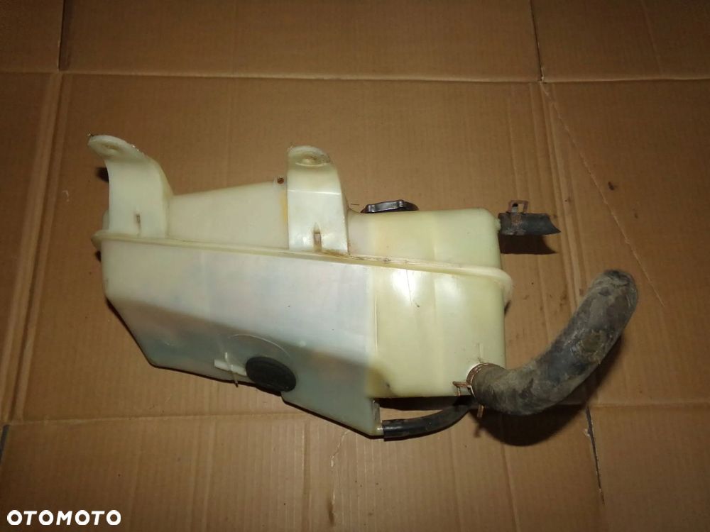 zbiornik wyrównawczy korek chrysler 300m 3.5 v6 - 2