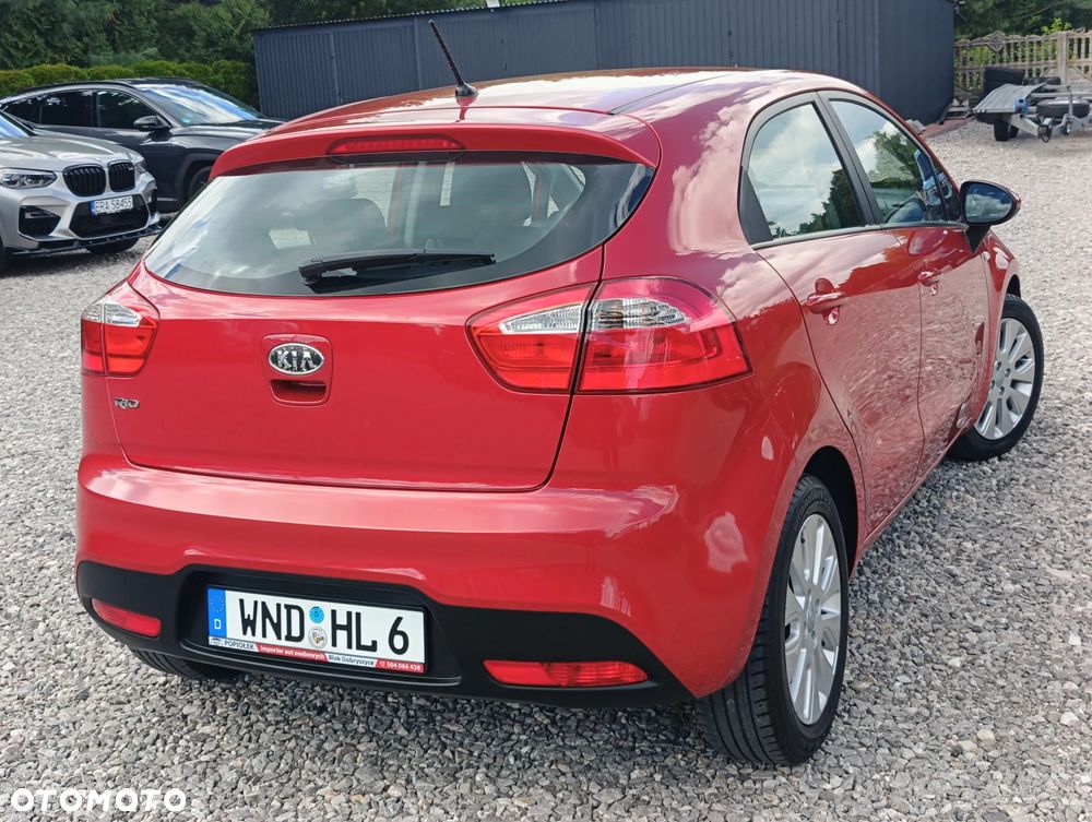 Kia Rio 1.2 Attract - 6