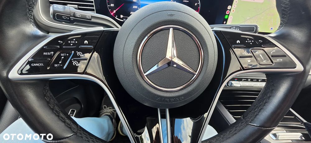 Mercedes-Benz GLE - 21