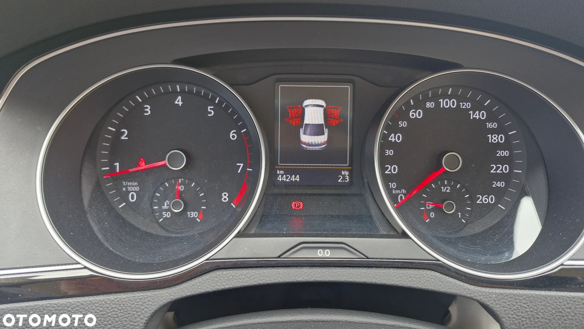 Volkswagen Passat - 14