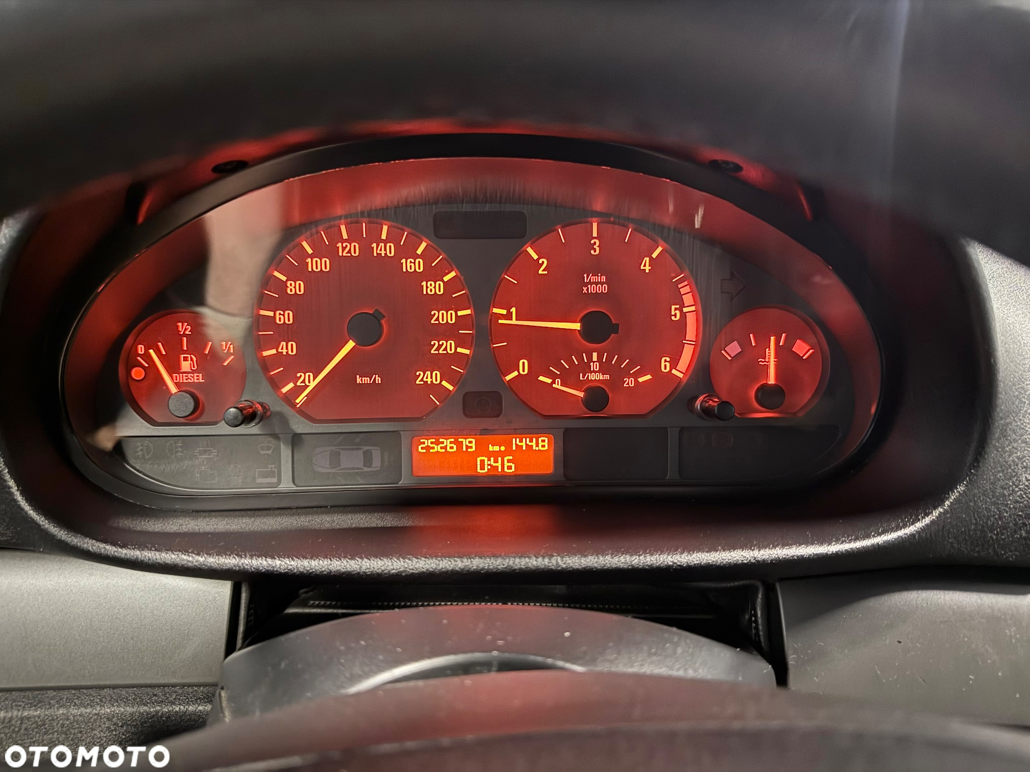 BMW Seria 3 320d - 16