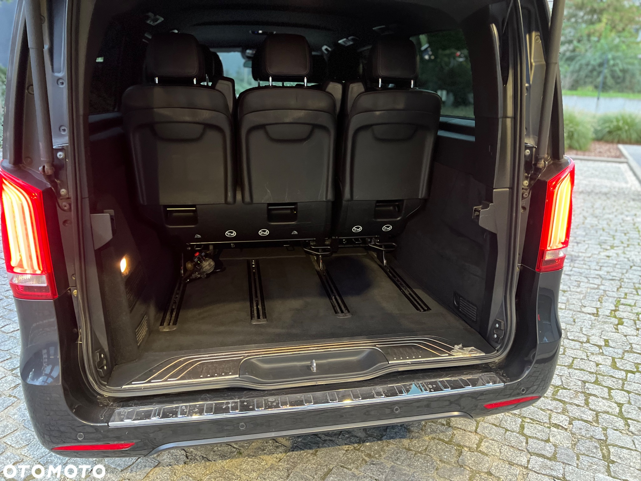 Mercedes-Benz Klasa V 300 d 4-Matic Avantgarde 9G-Tronic (ekstra d³) - 17