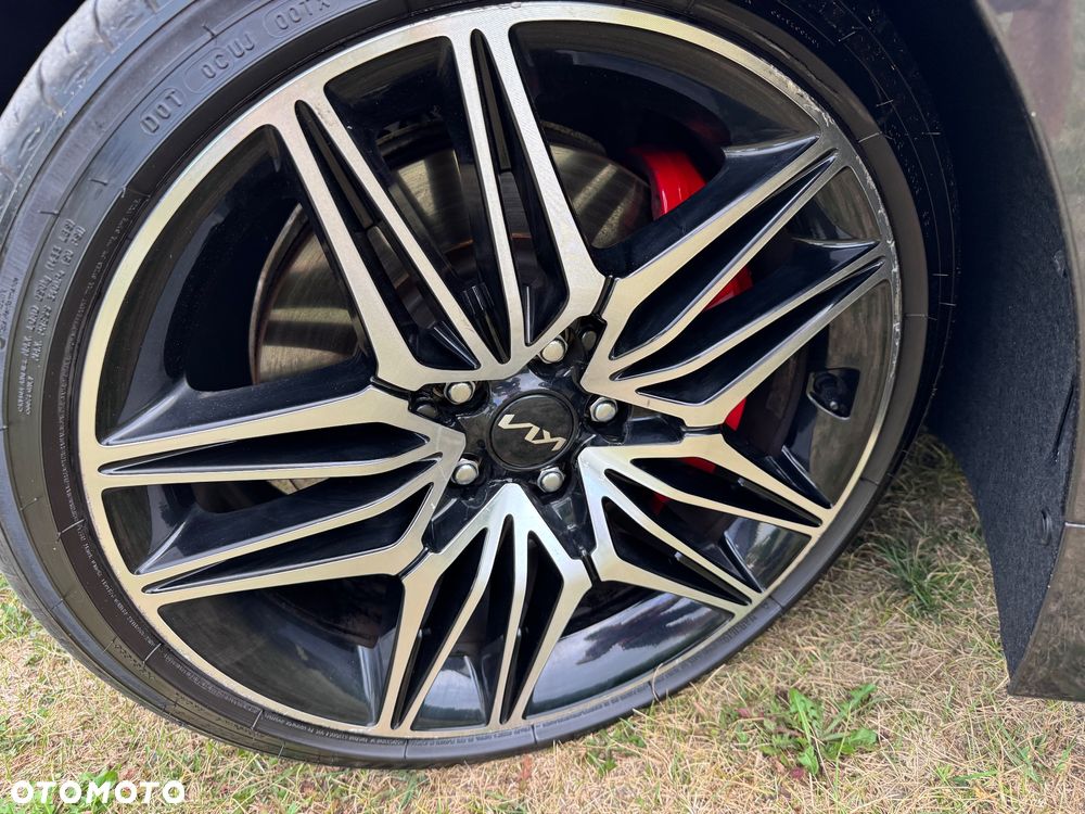 Kia Stinger 3.3 T-GDI AWD GT - 22