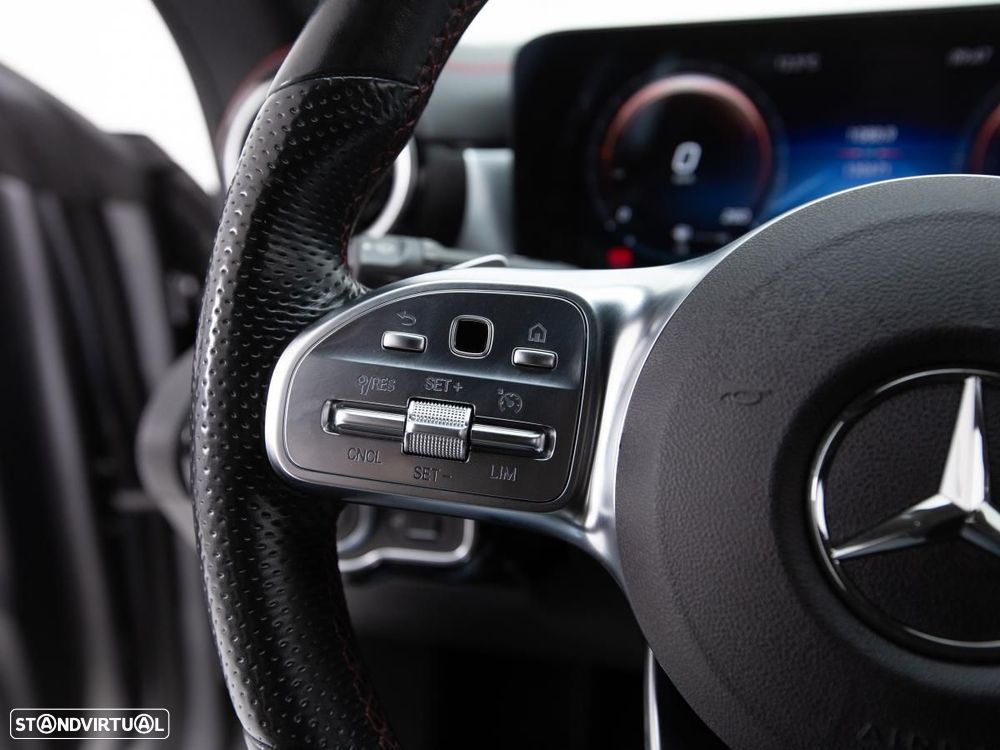 Mercedes-Benz CLA 180 d Shooting Brake AMG Line Aut. - 17