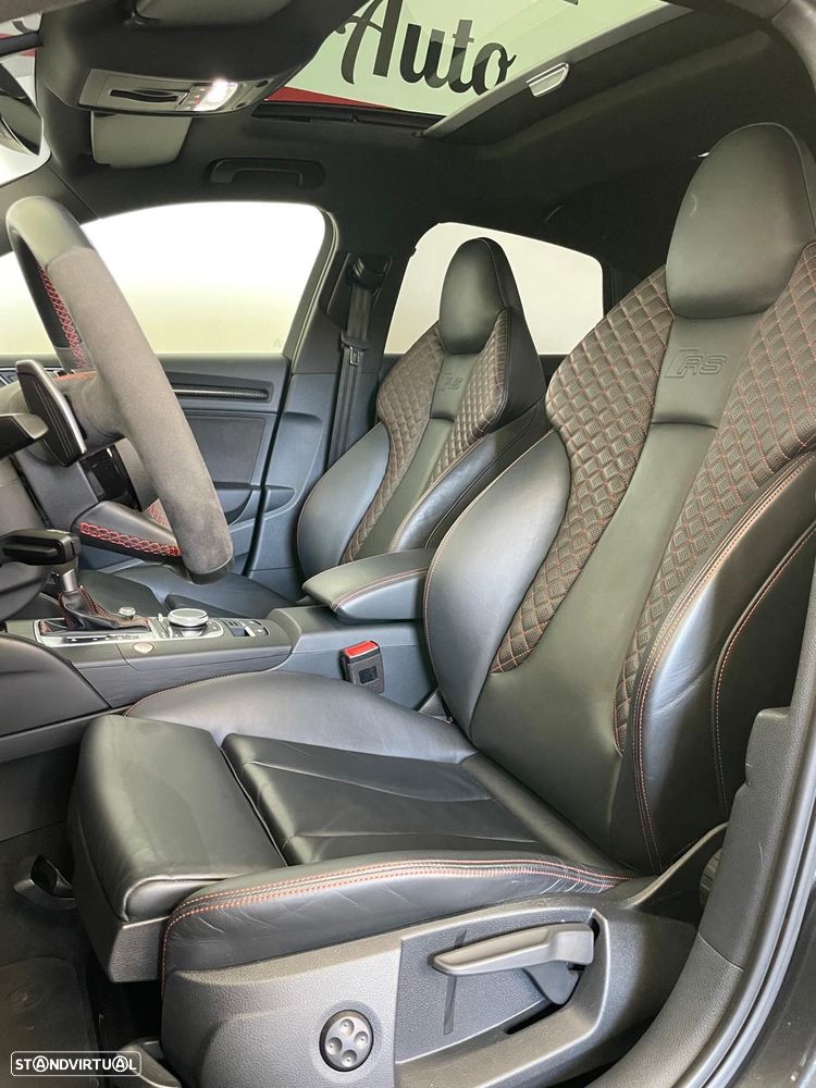 Audi RS3 Limousine 2.5 TFSI quattro S tronic - 11