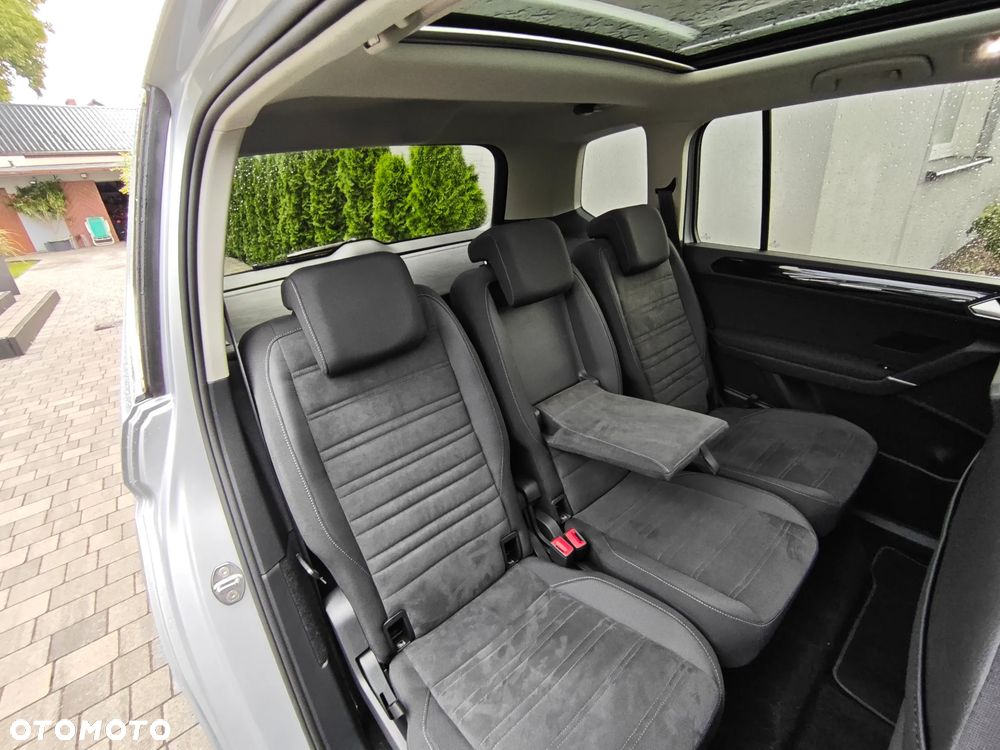 Volkswagen Touran 1.5 TSI ACT OPF Highline - 27