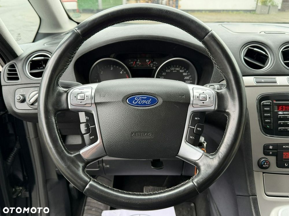 Ford Galaxy 2.0 TDCi Titanium - 19