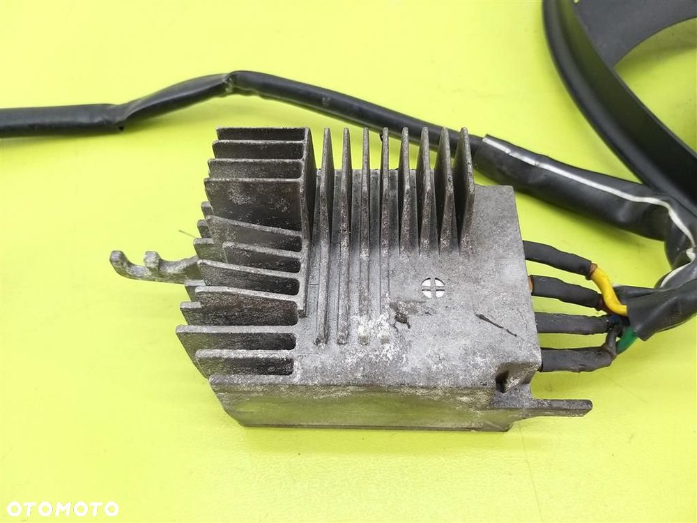 Wentylator chłodnicy wody Audi A4 B6 8E 2.0B 130KM 2000-2006 870680J MH1050 - 4