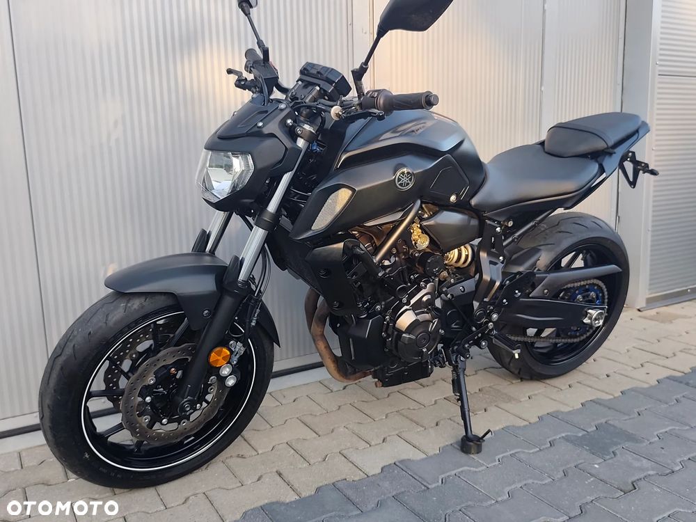 Yamaha MT - 4