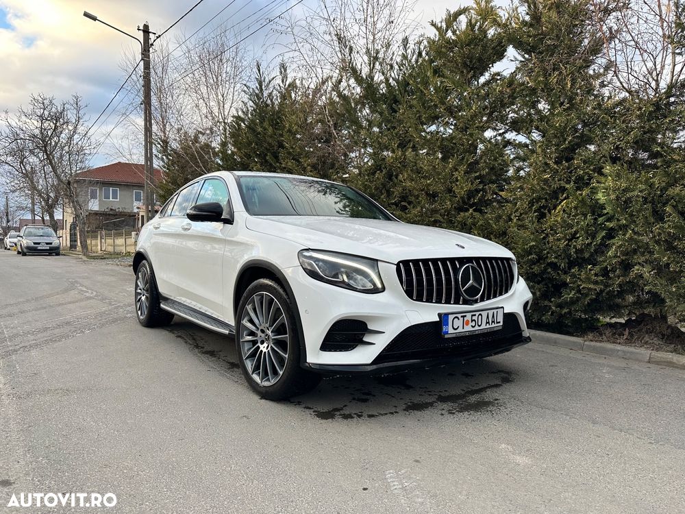 Mercedes-Benz GLC 250 4MATIC 9G-TRONIC AMG Line - 1