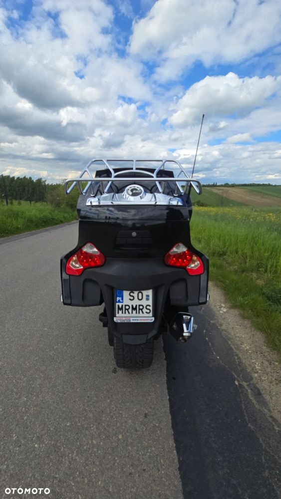 Can-Am Spyder - 39