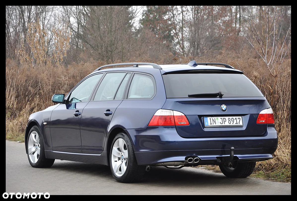 BMW Seria 5 525xi Touring Edition Lifestyle - 17