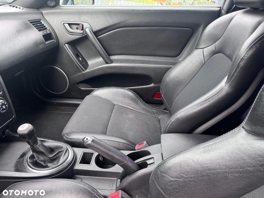 Hyundai Coupe - 5