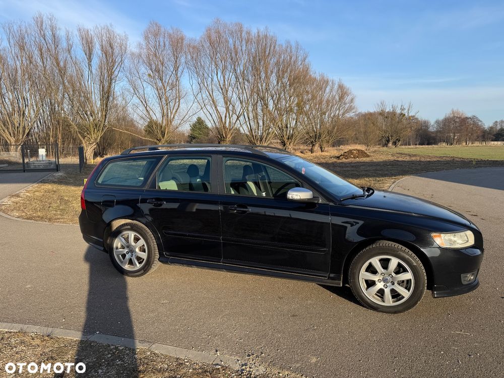 Volvo V50 2.0D R-Design Momentum - 7