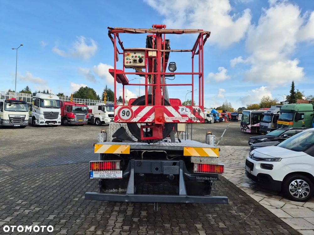 Mercedes-Benz Atego 918 / 4X4 / ZWYŻKA / MAX 18M / 200KG ŁADOWNOŚĆ / STAN BARDZO DOBRY / SERWISOWANY / BEZWYPADKOWY / NISKI PRZEBIEG! - 9