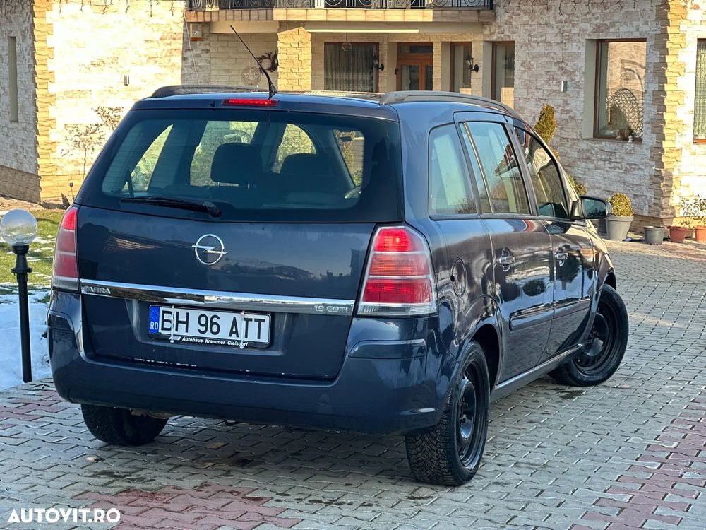 Opel Zafira 1.9 CDTI Essentia - 4