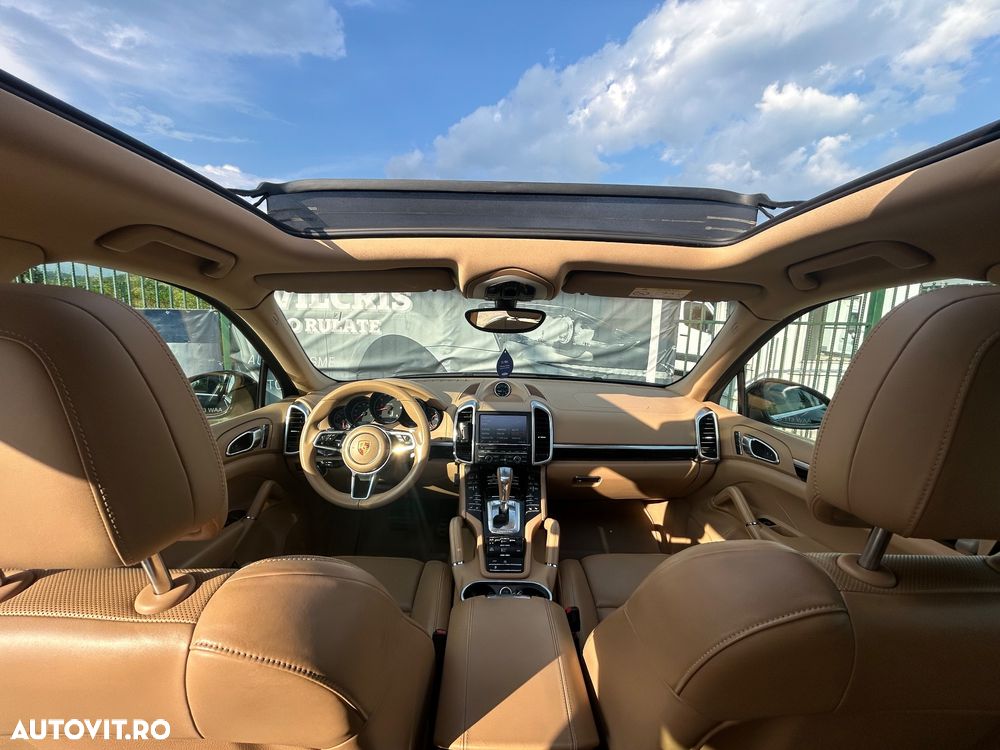 Porsche Cayenne - 3