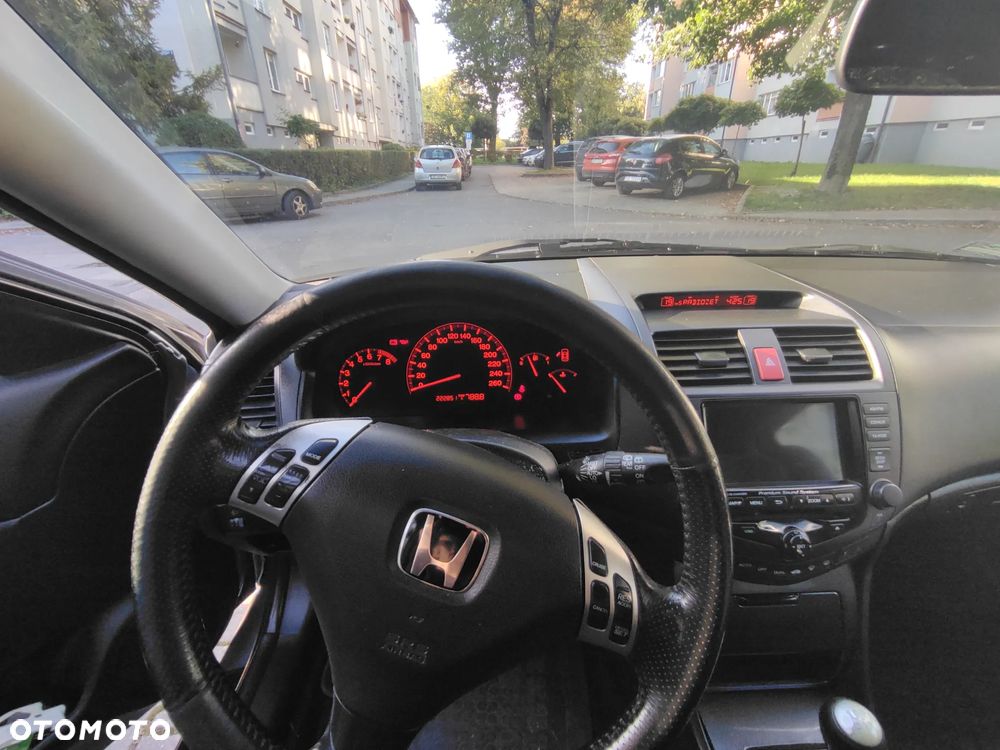 Honda Accord Tourer 2.0 i Executive - 12