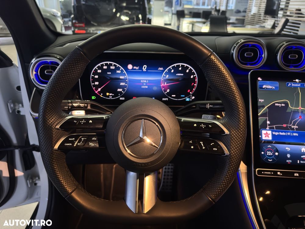 Mercedes-Benz GLC 200 4Matic 9G-TRONIC AMG Line Advanced - 17