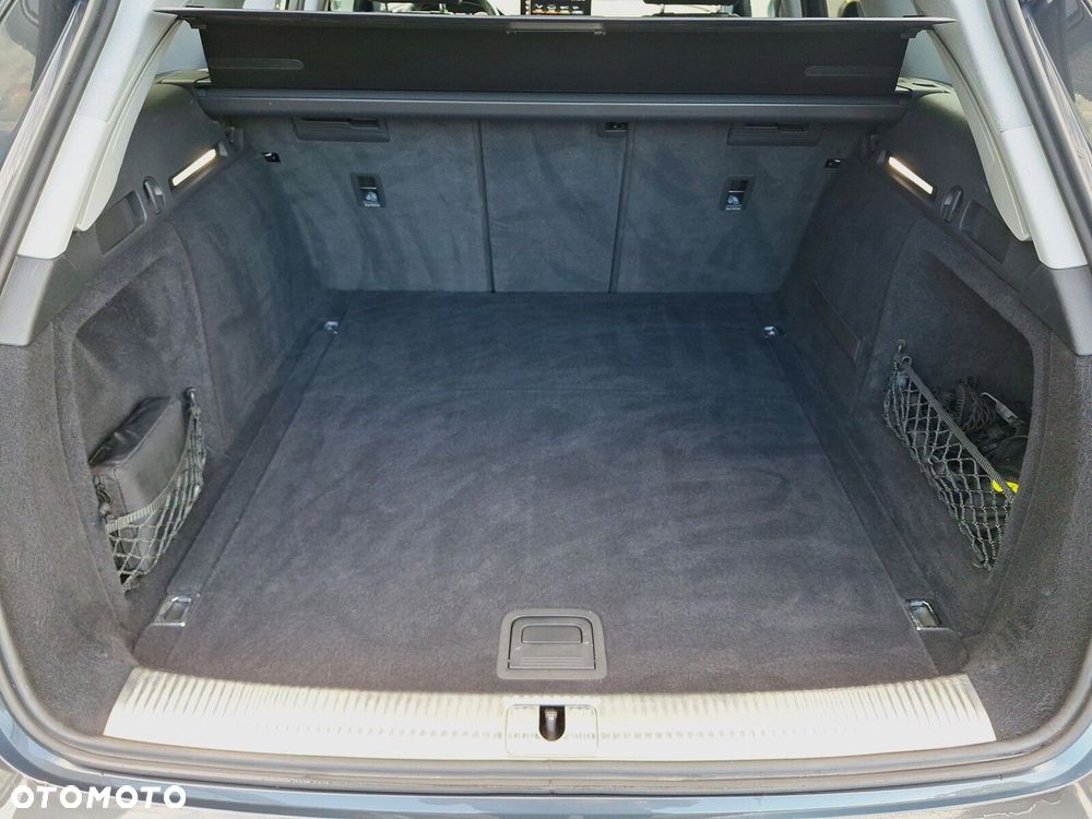 Audi A4 Avant 35 TFSI mHEV S tronic - 22