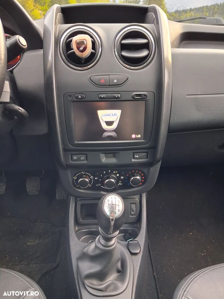 Dacia Duster 1.2 TCe 4x2 Laureate - 11