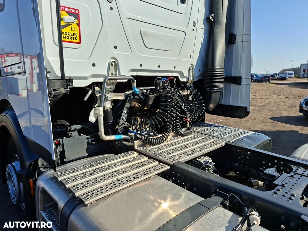 Mercedes-Benz Actros 5 1845 BigSpace ProCab - 15