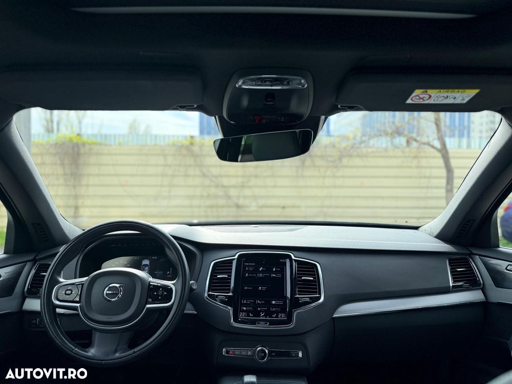 Volvo XC 90 Recharge T8 eAWD R-Design - 9