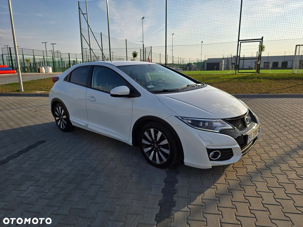 Honda Civic 1.8 Lifestyle (Honda Connect+) - 28