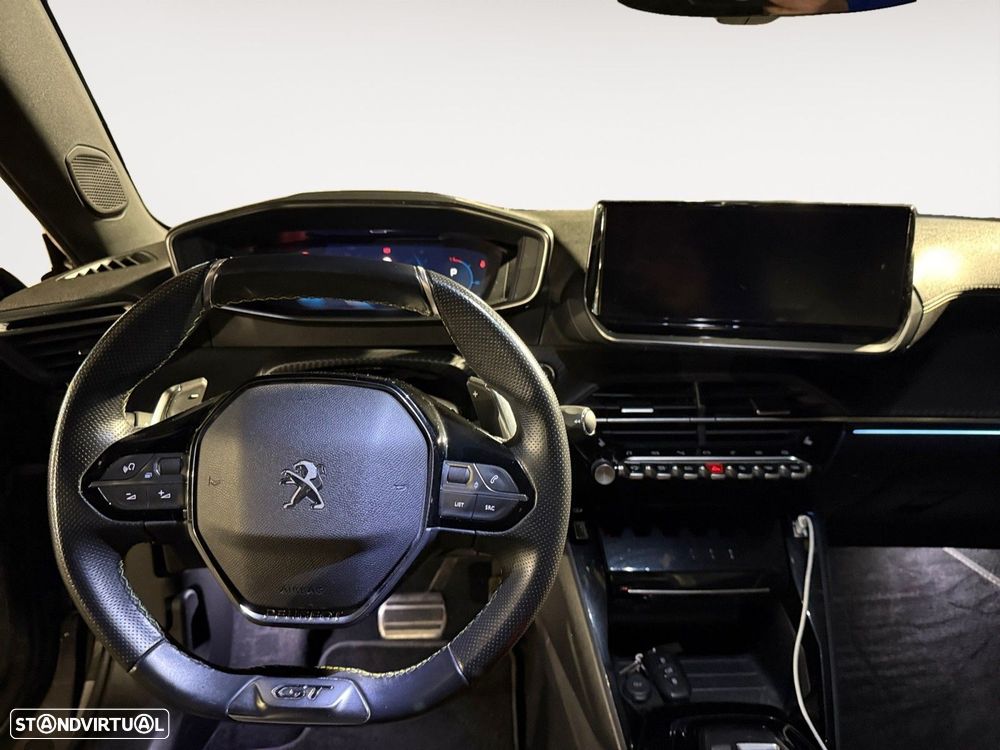 Peugeot 2008 1.5 BlueHDi GT EAT8 - 10