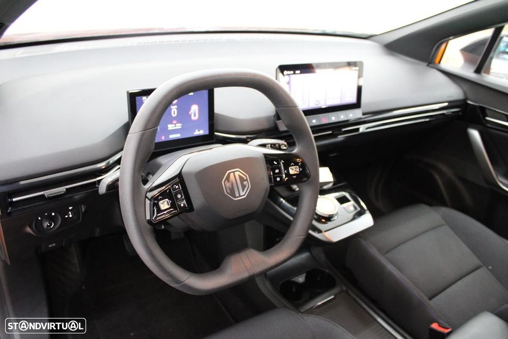 MG MG4 51 kWh Standard - 13