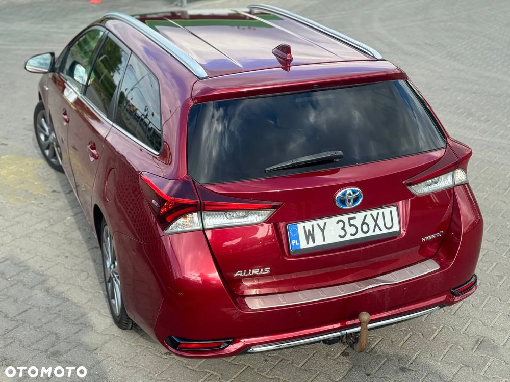 Toyota Auris Hybrid 135 Premium - 4