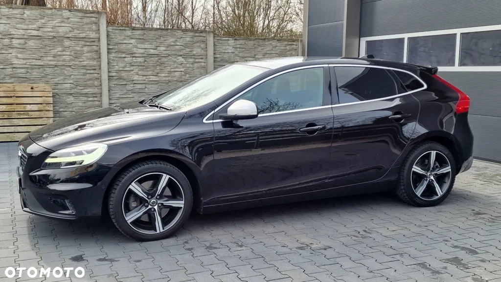 Volvo V40 T3 Geartronic RDesign - 10