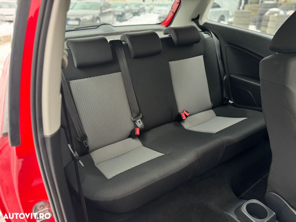 Volkswagen Polo - 29