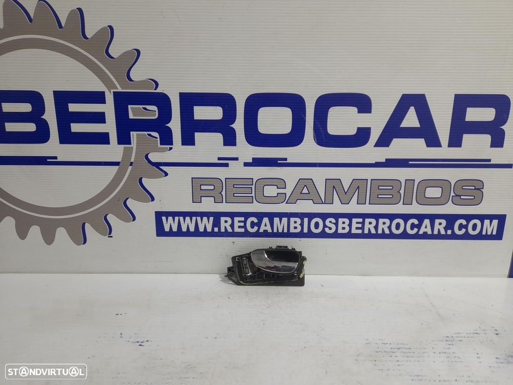MANÍPULO PUXADOR INTERIOR TRASEIRO ESQUERDO PEUGEOT 307 S104.2001 - 1