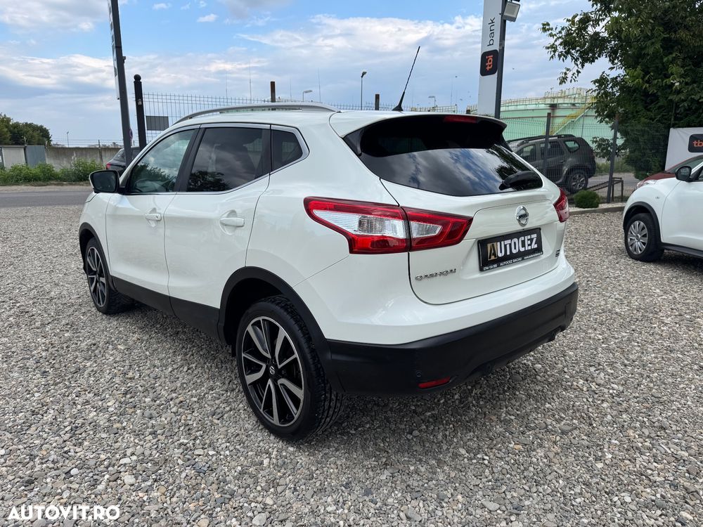 Nissan Qashqai 1.6 DIG-T TEKNA+ - 5