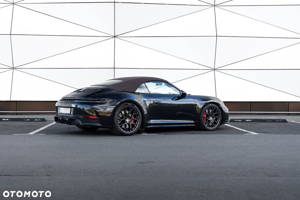 Porsche 911 - 4