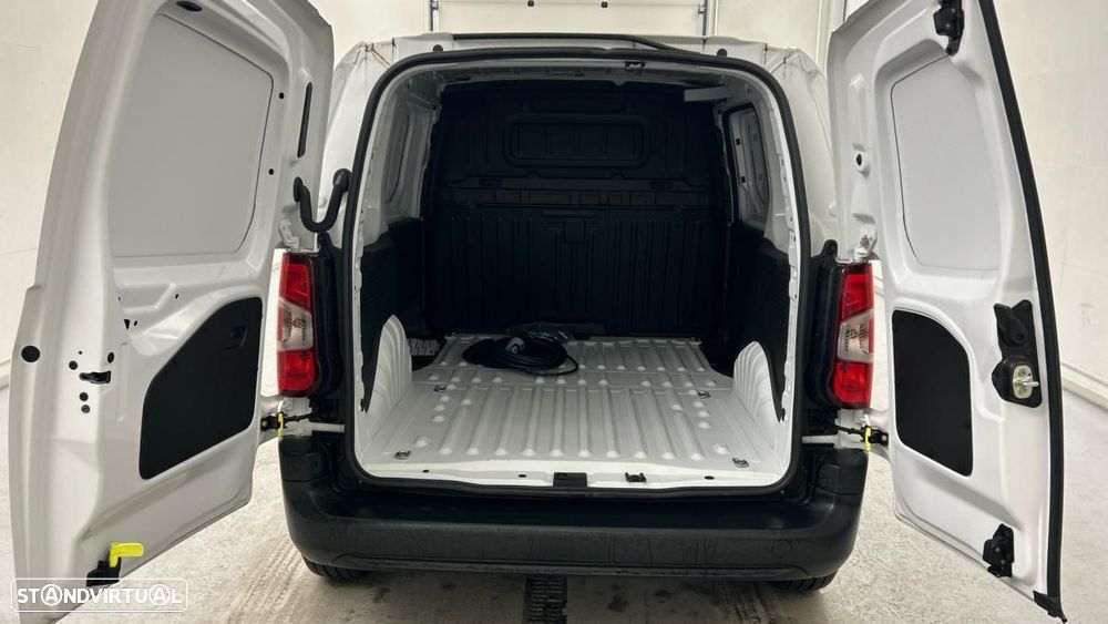 Peugeot e-Partner 54 KWH c/IVA - 6