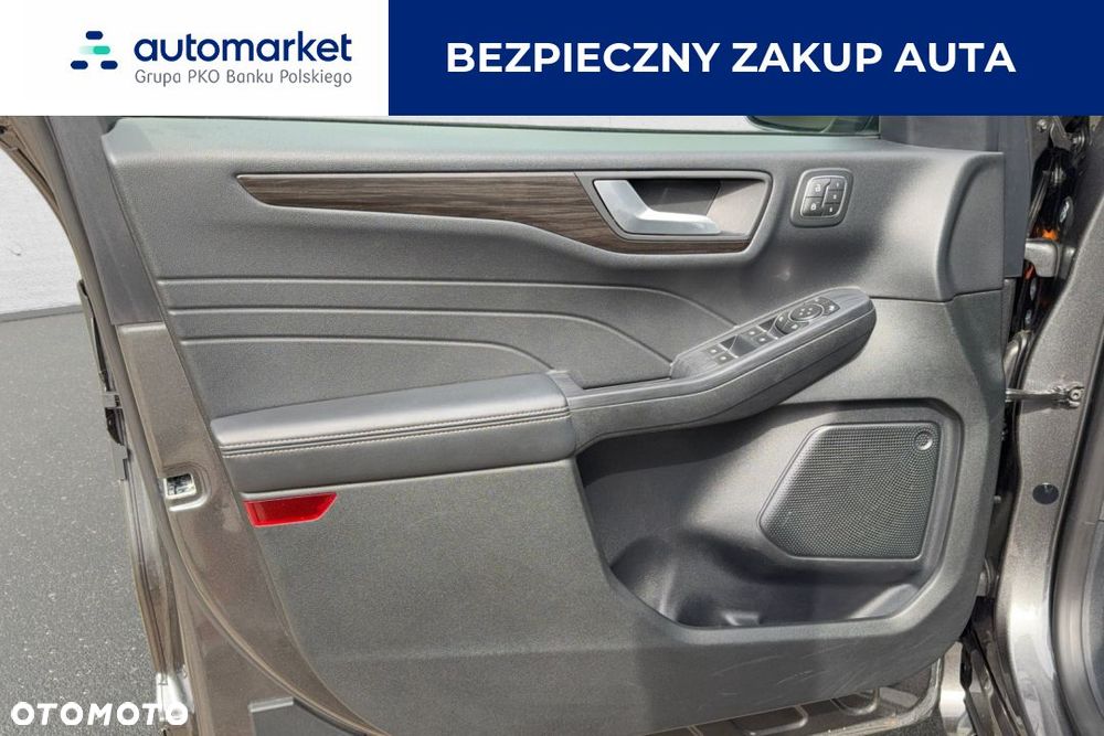 Ford Kuga - 11