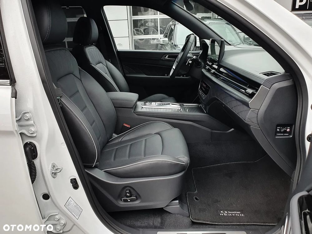 SsangYong/KGM Rexton 2.2 D Black Edition 4WD 7os - 9