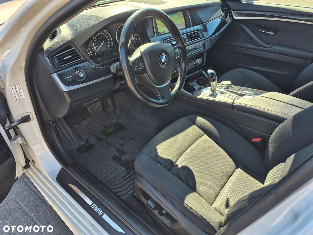 BMW Seria 5 - 11