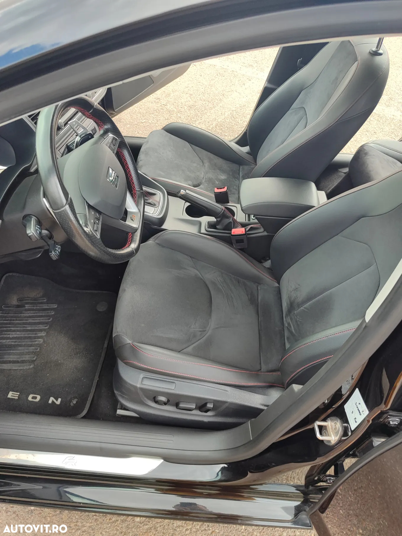 Seat Leon 2.0 TDI DPF Start&Stop DSG FR - 8