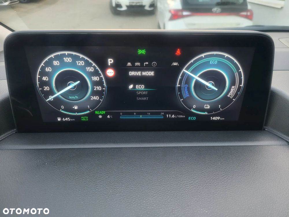 Hyundai Staria 1.6 T-GDI HEV Smart VIP - 21