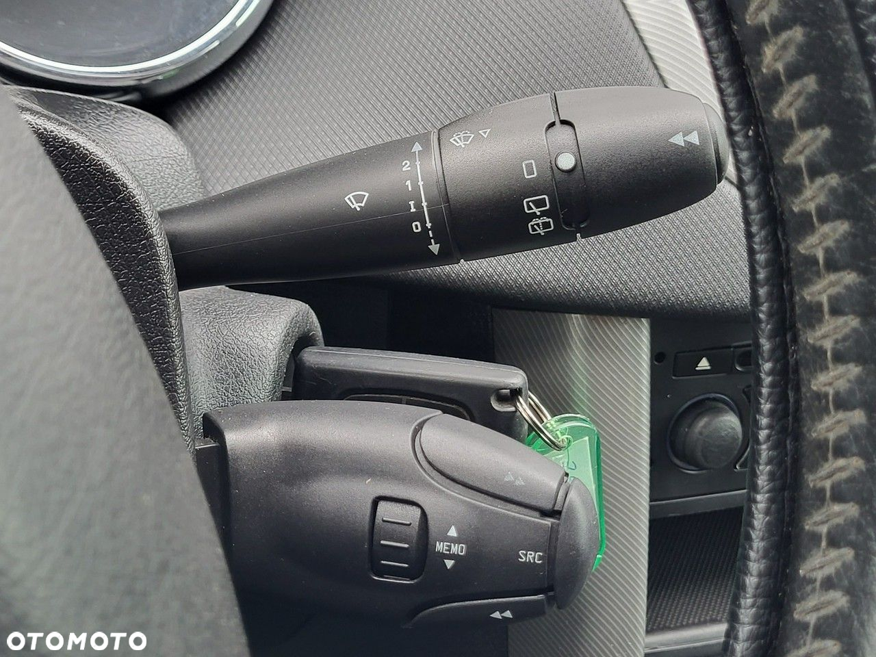 Peugeot 207 - 28