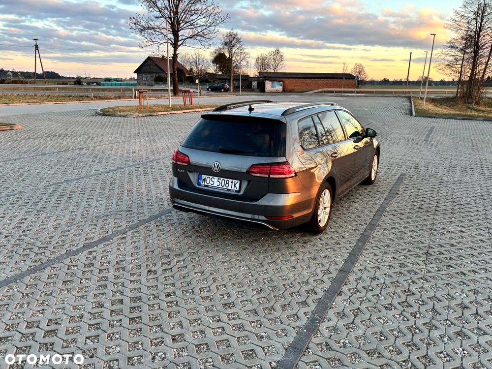 Volkswagen Golf 2.0 TDI (BlueMotion Technology) Comfortline - 3