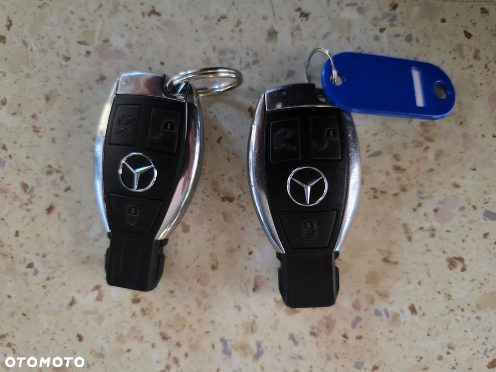 Mercedes-Benz Klasa C 220 (BlueTEC) d 7G-TRONIC Avantgarde - 18