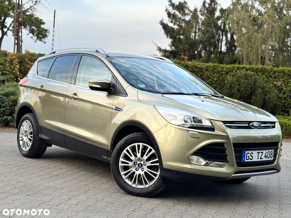 Ford Kuga 2.0 TDCi 4x4 Titanium - 27