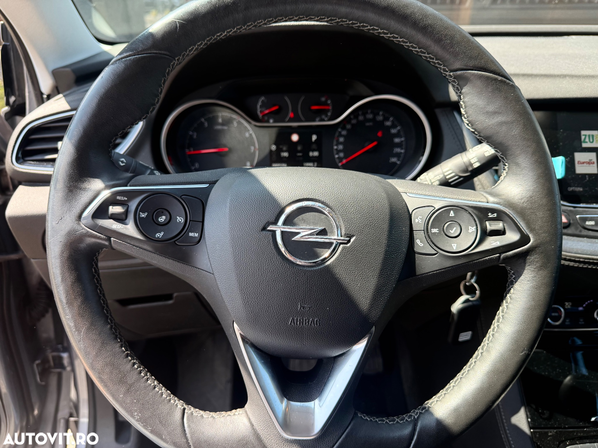 Opel Grandland X 1.2 Turbo START/STOP Aut. Innovation - 14