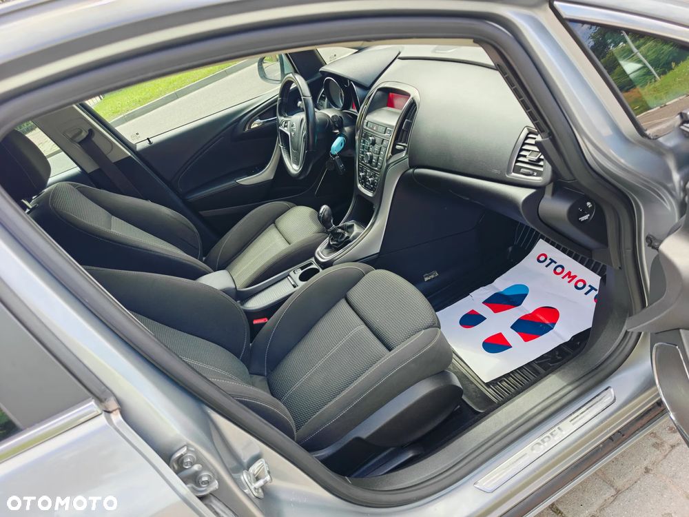Opel Astra 2.0 CDTI DPF Cosmo - 7