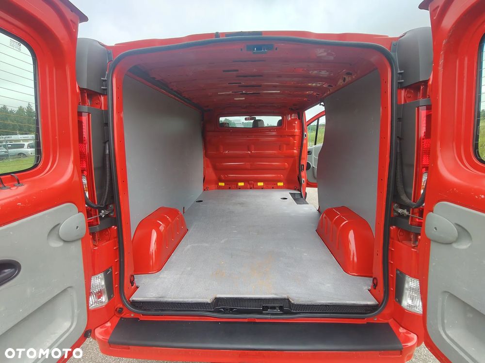 Renault Trafic - 10